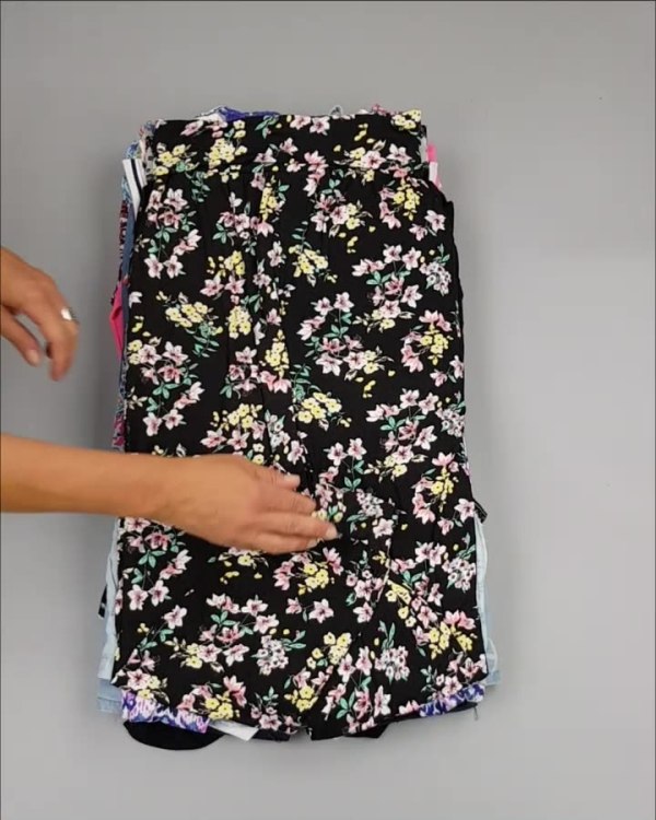 Фотография  459 - CUBUS детский микс лето (Children CUBUS mix)#15 кг, ЛОТ №2515 оптом в Саранске и Мордовии