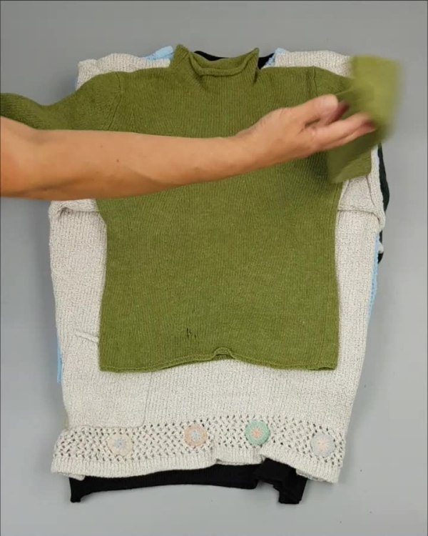 Фотография  375 - Джемпер муж+жен экстра#15 кг , Лот№2612 оптом в Саранске и Мордовии