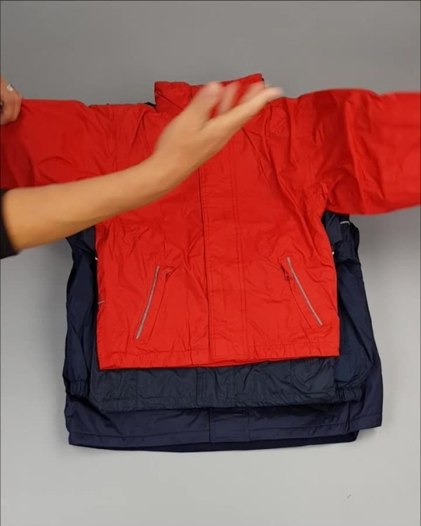 Фотография  225 - Куртки СПОРТ СТОК дети#10 кг , Лот№ 2643 оптом в Саранске и Мордовии