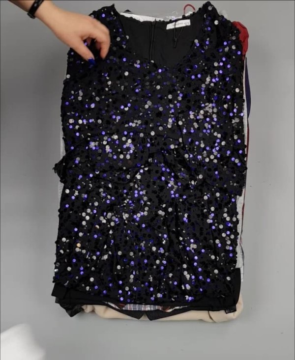 Фотография  684 - LPP Spring mix#20 кг, ЛОТ №3512 оптом в Саранске и Мордовии