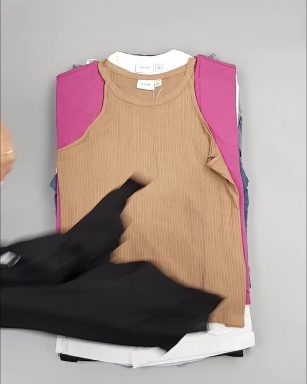 Фотография  299 - VILA Summer mix#15 кг, ЛОТ №4359 оптом в Саранске и Мордовии