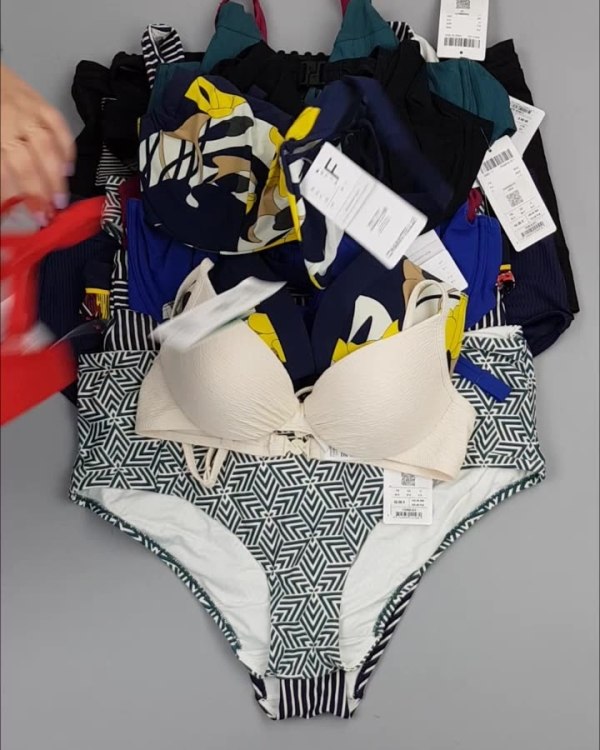 Фотография  186 - Купальники Chantelle#23 шт, ЛОТ №4412 оптом в Саранске и Мордовии