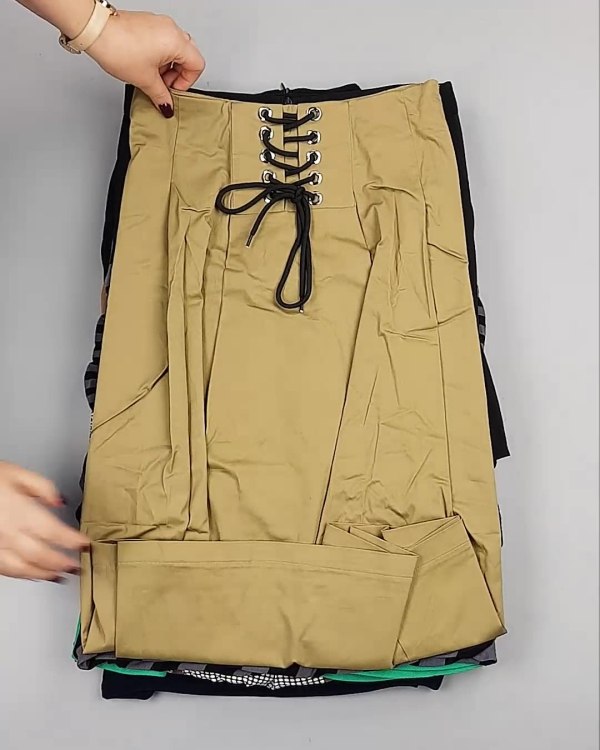 Фотография  820 - Юбки Корея#20 шт, ЛОТ №5061 оптом в Саранске и Мордовии