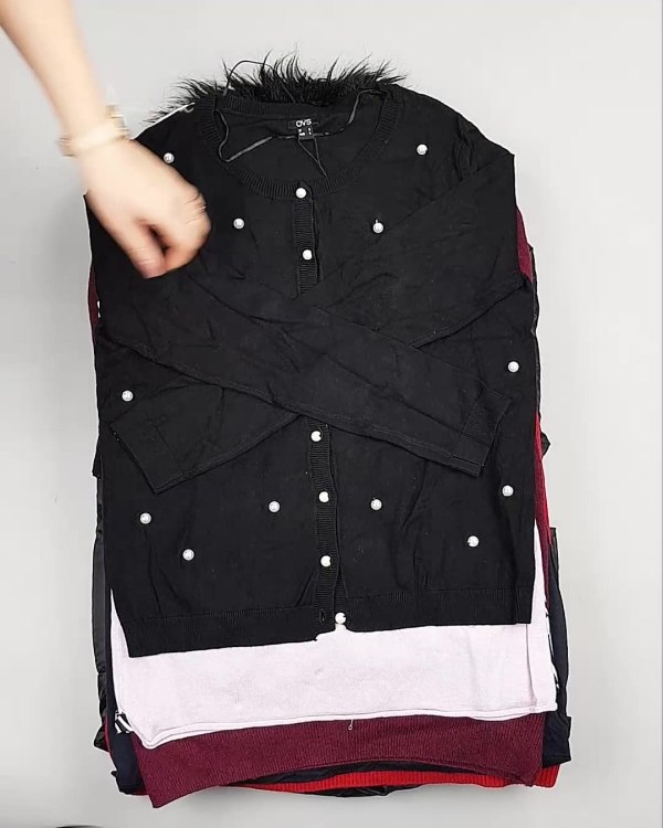 Фотография  304 - OVS Winter м/ж mix#15 кг, ЛОТ №5412 оптом в Саранске и Мордовии