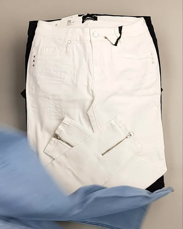 Фотография  919 - Джинсы DK Company 022024#10 кг, ЛОТ №5947 оптом в Саранске и Мордовии