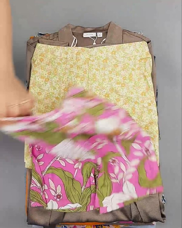 Фотография  366 - BESTSELLER WOMEN Summer mix#15 кг, ЛОТ №6019 оптом в Саранске и Мордовии