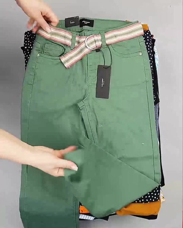 Фотография  626 - BESTSELLER WOMEN Summer mix#15 кг, ЛОТ №6021 оптом в Саранске и Мордовии