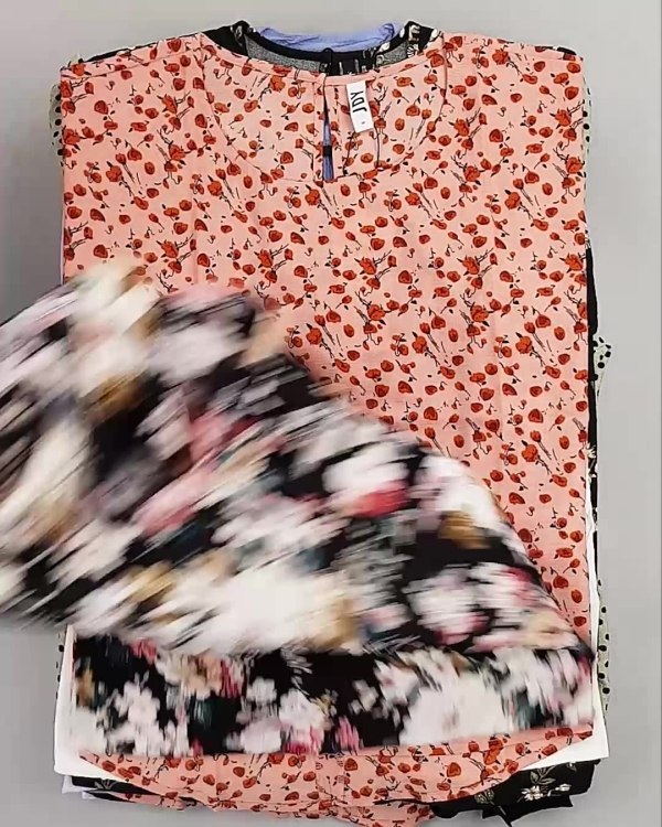 Фотография  901 - Блузки Bestseller 44#5 кг, ЛОТ №6082 оптом в Саранске и Мордовии