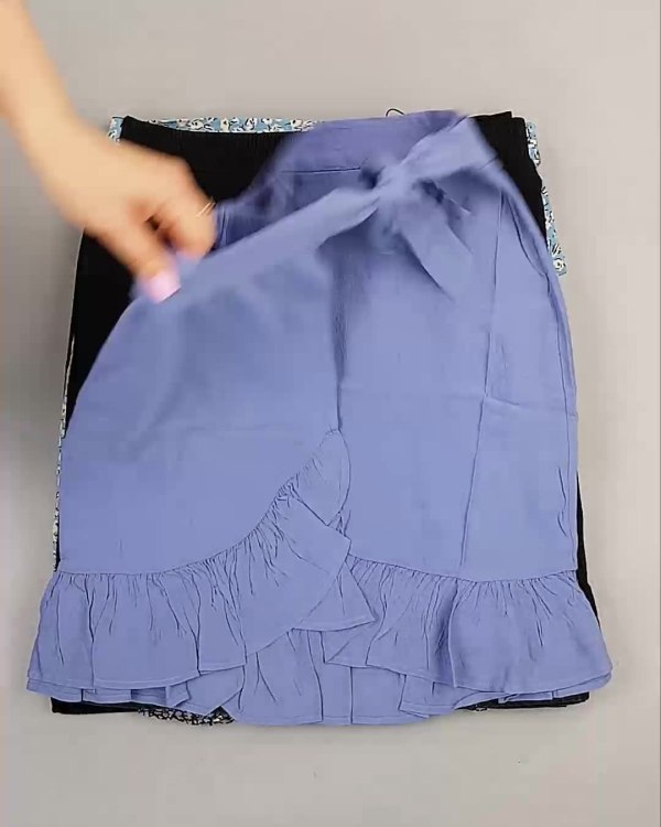 Фотография  581 - Юбки Bestseller 44#5 кг, ЛОТ №6119 оптом в Саранске и Мордовии