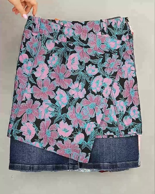 Фотография  642 - Юбки Bestseller 44#5 кг, ЛОТ №6120 оптом в Саранске и Мордовии