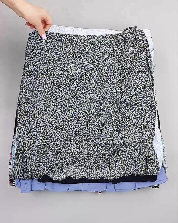 Фотография  337 - Юбки Bestseller 44#5 кг, ЛОТ №6121 оптом в Саранске и Мордовии