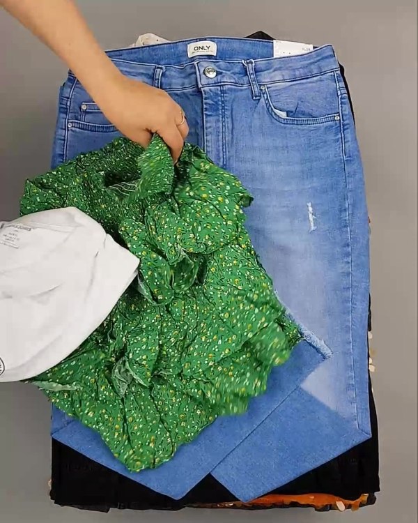 Фотография  390 - DK, Bestseller Summer mix#50 кг, ЛОТ №6186 оптом в Саранске и Мордовии