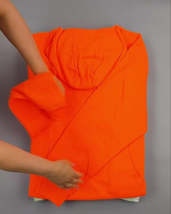 Фотография  678 - Толстовки СТОК CAN 0424#10 кг, ЛОТ №6425 оптом в Саранске и Мордовии