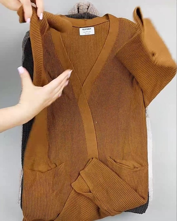 Фотография  850 - Кардиганы СТОК CAN#10 кг, ЛОТ №6474 оптом в Саранске и Мордовии