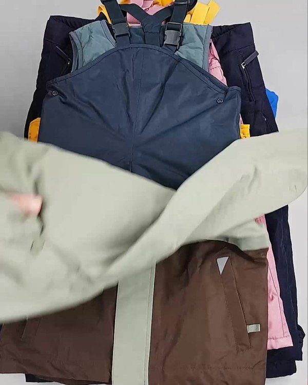 Фотография  848 - Верхняя одежда TCM kids 074#7 кг, ЛОТ №6678 оптом в Саранске и Мордовии