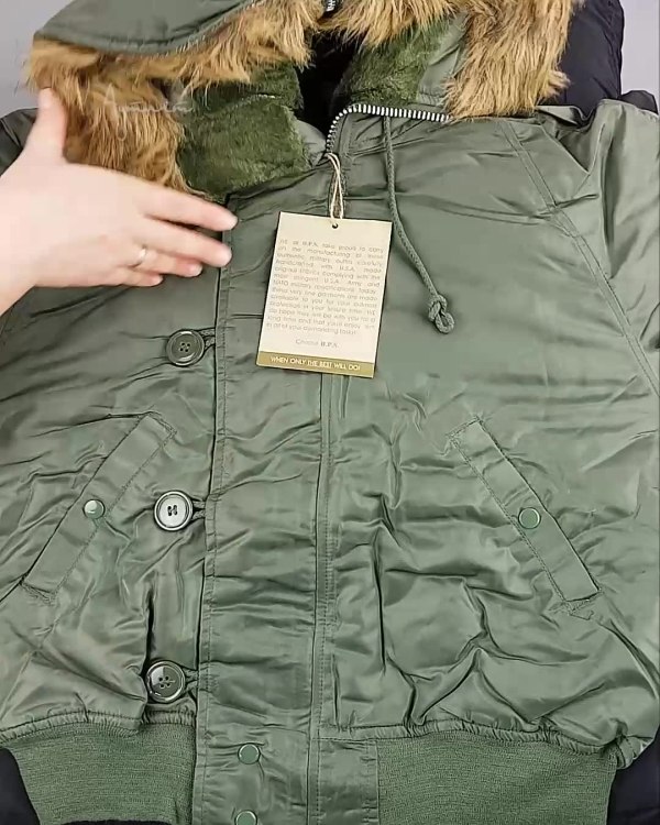 Фотография  216 - Верхняя одежда Англия СТОК #10 кг, ЛОТ №6727 оптом в Саранске и Мордовии