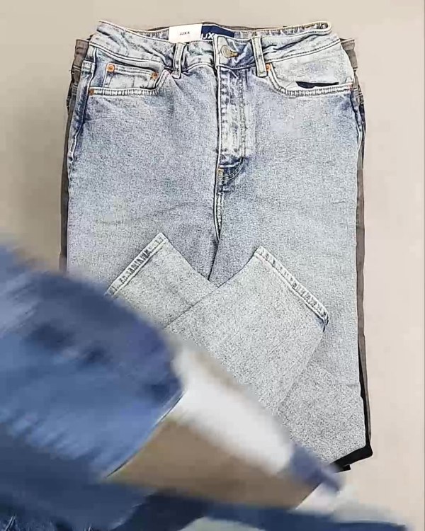 Фотография  590 - Джинсы женские Дания#10 кг, ЛОТ №6762 оптом в Саранске и Мордовии