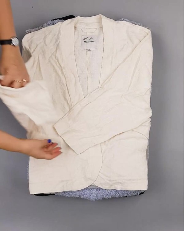 Фотография  907 - Кардиганы СТОК CAN#10 кг, ЛОТ №6888 оптом в Саранске и Мордовии