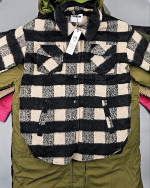 Купить Верхняя одежда BESTSELLER Дания#12 кг, ЛОТ №5189 оптом в Саранске и Мордовии