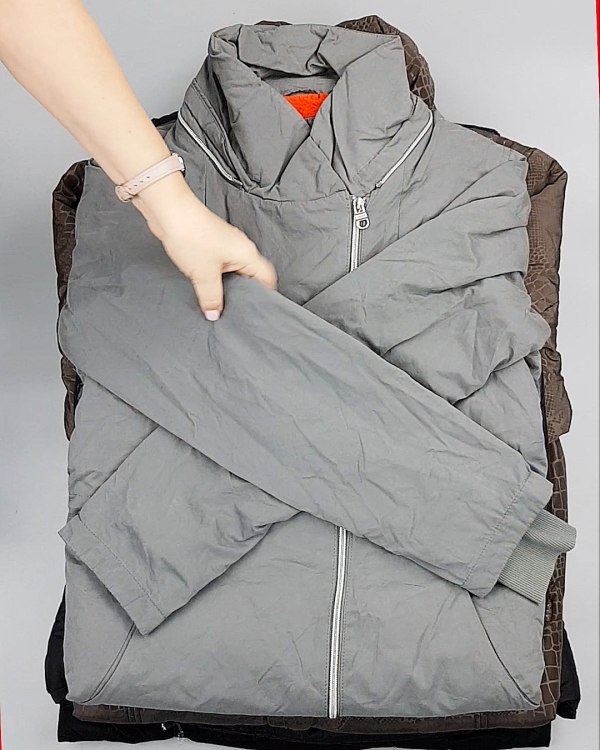 Фотография  924 - Primetta Куртки женские#25 кг оптом в Саранске и Мордовии