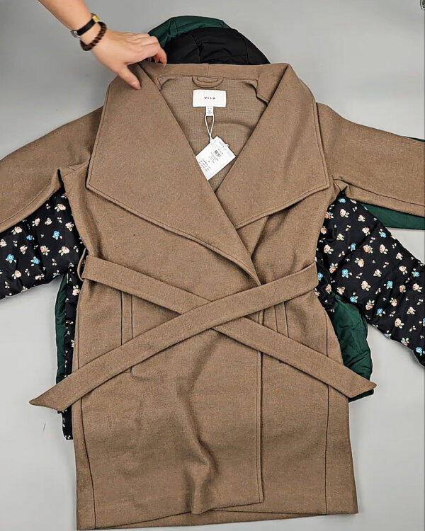 Фотография  819 - Верхняя одежда VILA#10 кг, ЛОТ №6824 оптом в Саранске и Мордовии