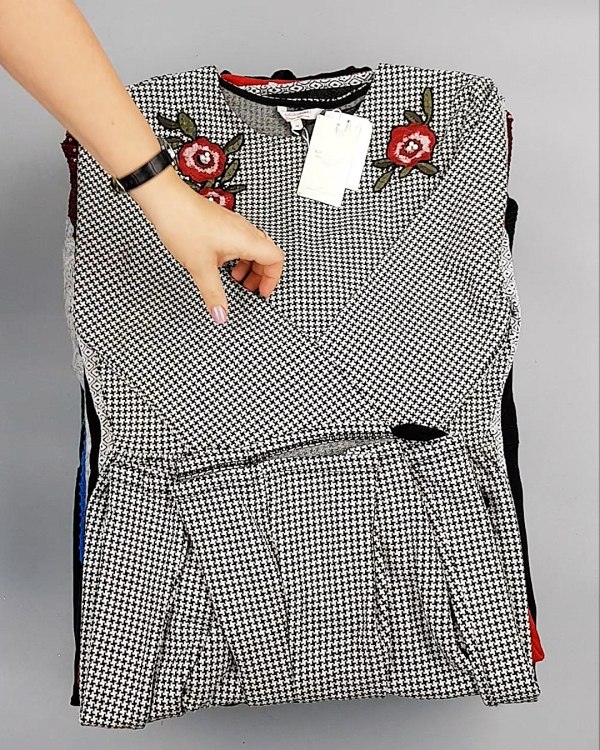 Фотография  323 - Cream Платья Winter#25 кг оптом в Саранске и Мордовии