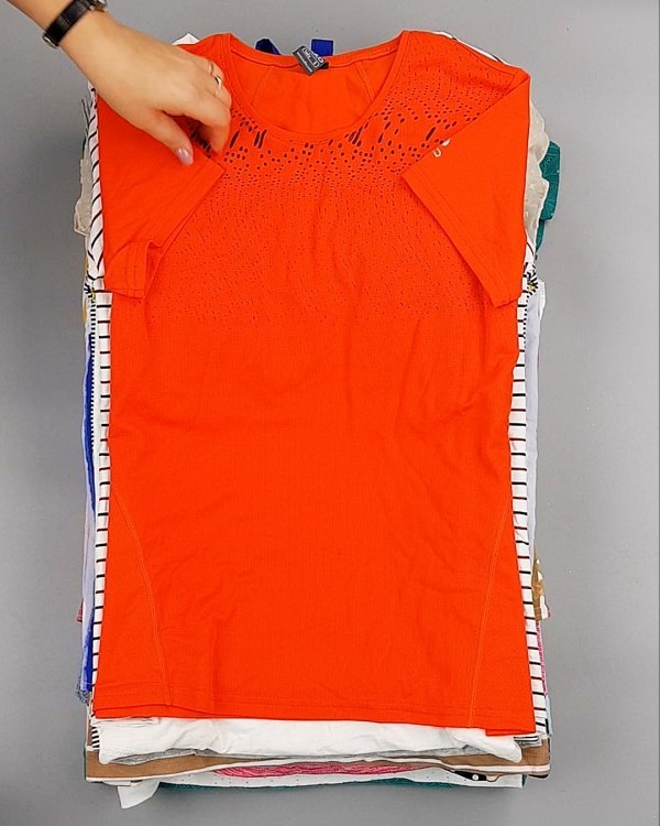 Фотография  483 - Cream Футболки поло женские#25 кг оптом в Саранске и Мордовии