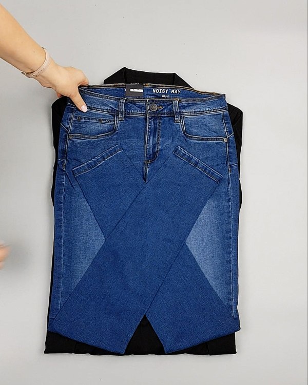 Фотография  552 - NOISY MAY Winter mix 104#15 кг, ЛОТ №7140 оптом в Саранске и Мордовии