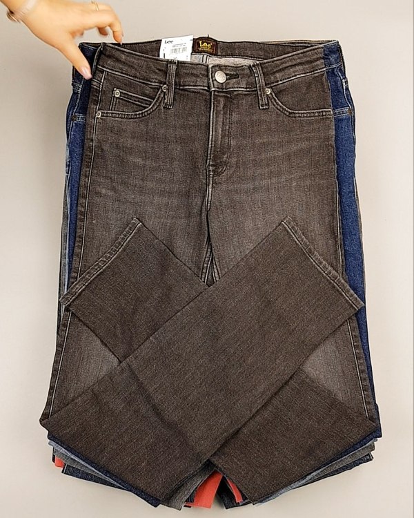 Фотография  441 - Джинсы LEE м/ж#7,9 кг, ЛОТ №7032 оптом в Саранске и Мордовии