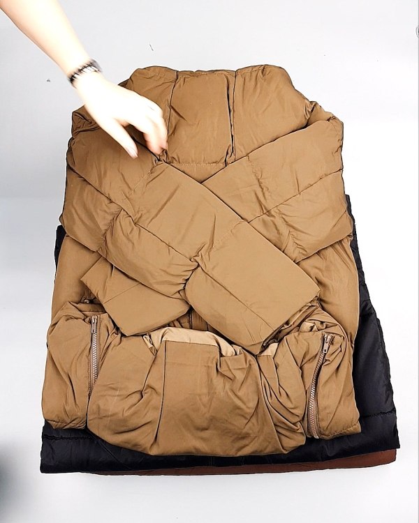 Фотография  866 - Верхняя одежда BESTSELLER Дания 104#10 кг, ЛОТ №7267 оптом в Саранске и Мордовии