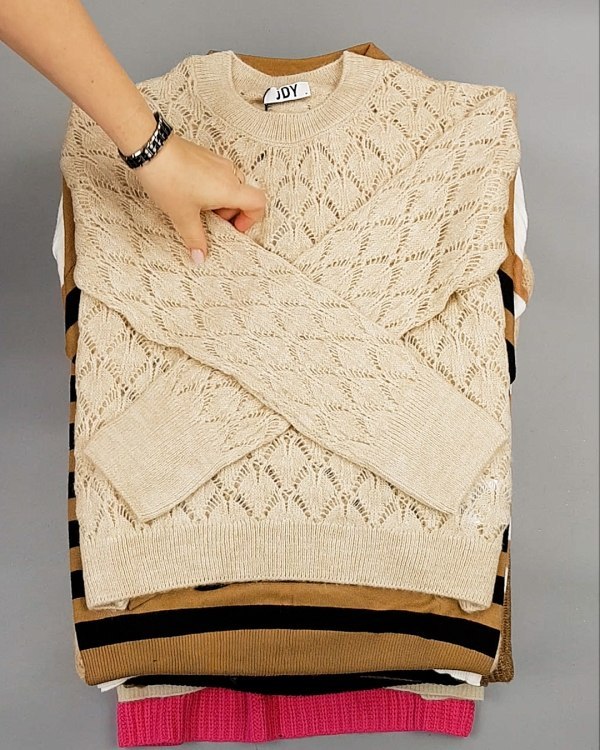 Фотография  964 - Джемпера Bestseller 104#7 кг, ЛОТ №7227 оптом в Саранске и Мордовии