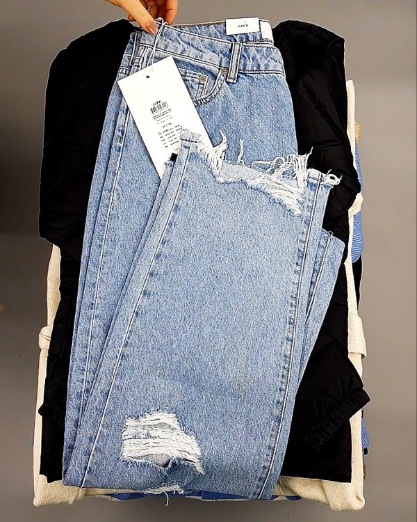 Фотография  331 - Bestseller Winter В mix 114#15 кг, ЛОТ №7372 оптом в Саранске и Мордовии