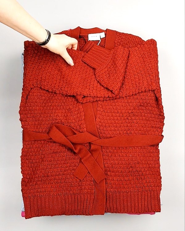 Фотография  136 - Кардиганы VILA W 104#7 кг, ЛОТ №7384 оптом в Саранске и Мордовии