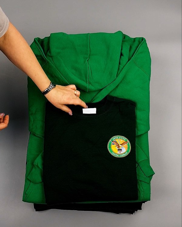 Фотография  563 - Толстовки м/ж (Sweat Tops)#20 кг, ЛОТ №7431 оптом в Саранске и Мордовии