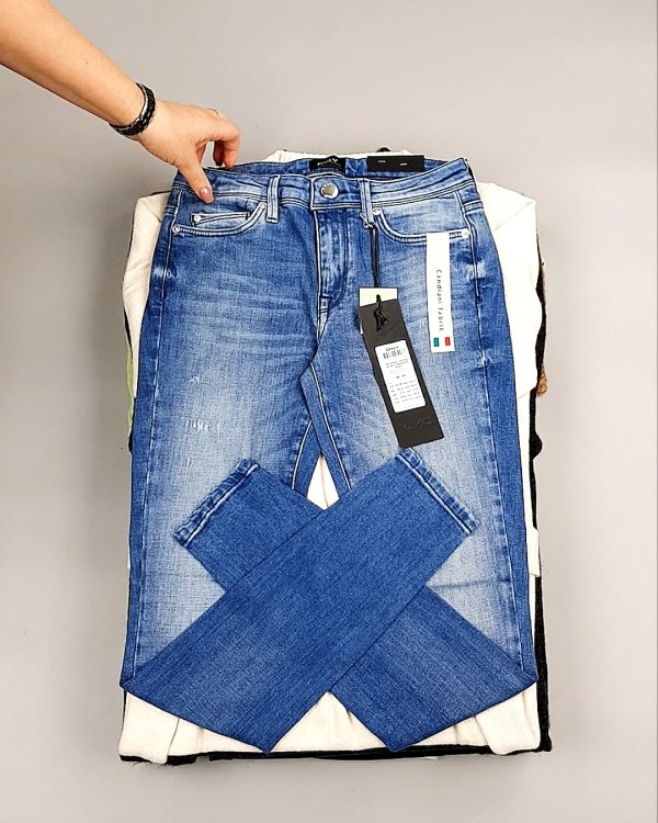 Фотография  629 - Bestseller Winter mix 104#15 кг, ЛОТ №7344 оптом в Саранске и Мордовии