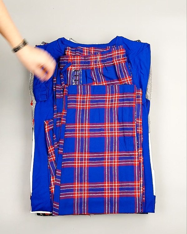 Фотография  241 - Домашняя одежда CAN 104#10 кг, ЛОТ №7330 оптом в Саранске и Мордовии