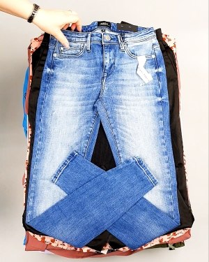 Фотография  195 - Bestseller Summer mix 104#15 кг, ЛОТ №7495 оптом в Саранске и Мордовии