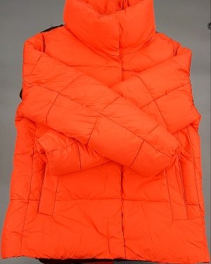 Купить Верхняя одежда AMAZON жен 015#10 кг, ЛОТ №7712 оптом в Саранске и Мордовии