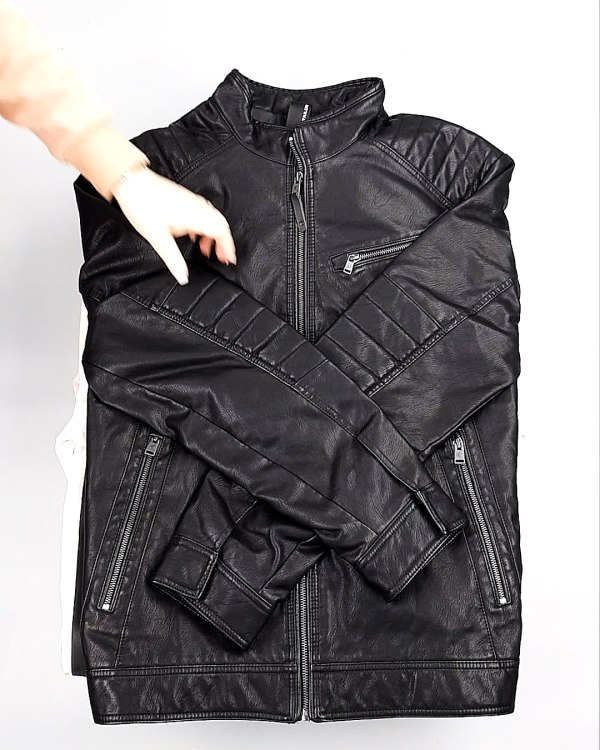 Фотография  611 - Верхняя одежда весна TOM TAILOR 124#7,1 кг, ЛОТ №7580 оптом в Саранске и Мордовии