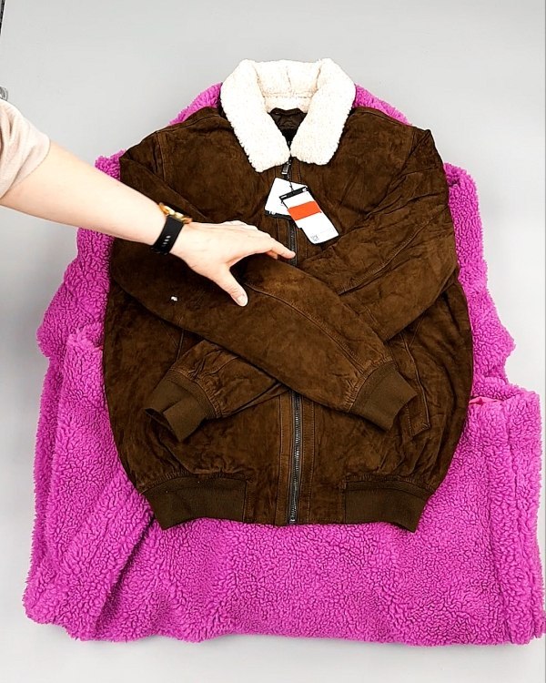 Фотография  821 - Верхняя одежда м/ж C&A 025#10 кг оптом в Саранске и Мордовии