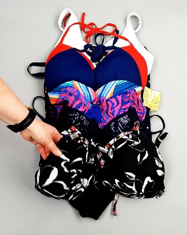 Фотография  338 - Купальники СТОК CAN 124#5 кг, ЛОТ №7690 оптом в Саранске и Мордовии