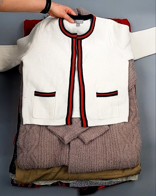 Фотография  754 - Кардиганы СТОК CAN 084#7 кг, ЛОТ №7672 оптом в Саранске и Мордовии