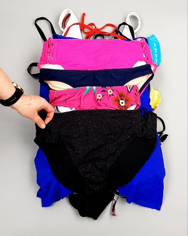 Фотография  362 - Купальники СТОК CAN 124#5 кг, ЛОТ №7690 оптом в Саранске и Мордовии