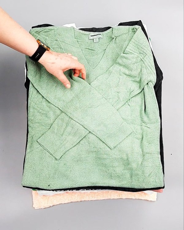 Фотография  964 - Джемпера легкие СТОК CAN 084#7 кг, ЛОТ №7635 оптом в Саранске и Мордовии