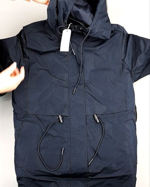 Фотография  670 - Верхняя одежда весна TOM TAILOR 124#7,8 кг, ЛОТ №7581 оптом в Саранске и Мордовии