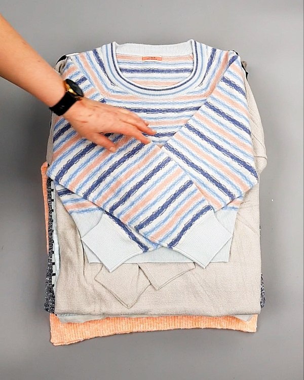 Фотография  189 - Джемпера легкие СТОК CAN 084#7 кг, ЛОТ №7635 оптом в Саранске и Мордовии