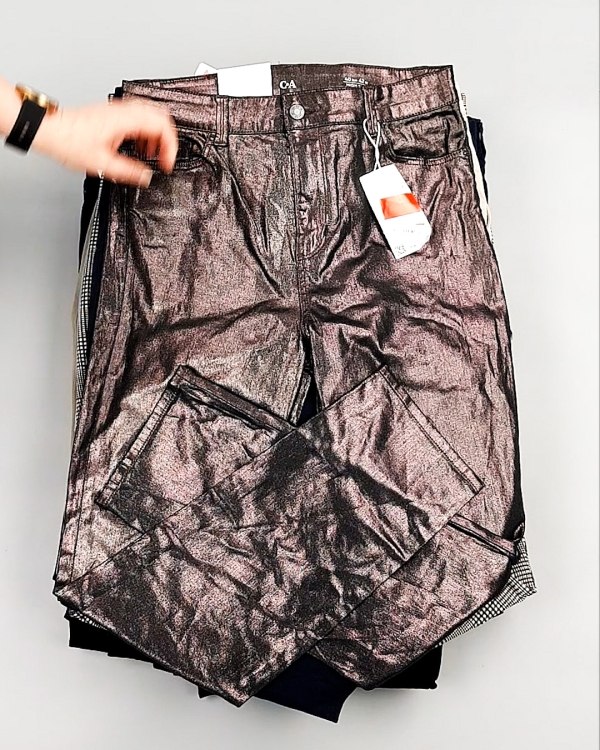 Фотография  991 - Брюки женские лето C&A 025#10 кг, ЛОТ №7895 оптом в Саранске и Мордовии