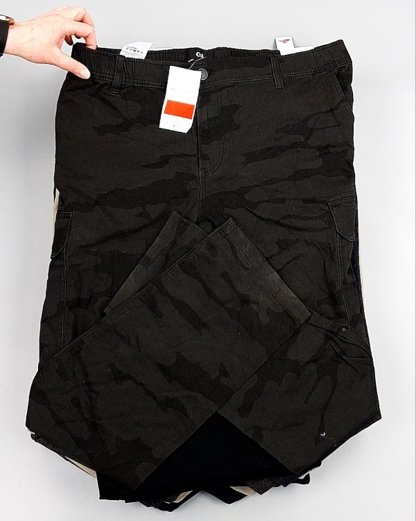 Фотография  569 - Брюки мужские зима C&A 025#10 кг, ЛОТ №7913 оптом в Саранске и Мордовии