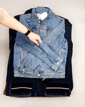 Фотография  444 - Ветровки м/ж C&A 025#10 кг, ЛОТ №7863 оптом в Саранске и Мордовии