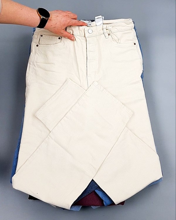 Фотография  850 - Джинсы NEXT Women#10 кг, ЛОТ №8034 оптом в Саранске и Мордовии